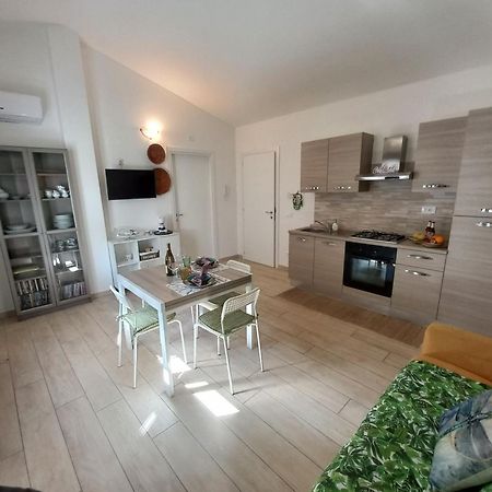 Il Melograno Casa Vacanze 툴라다 외부 사진