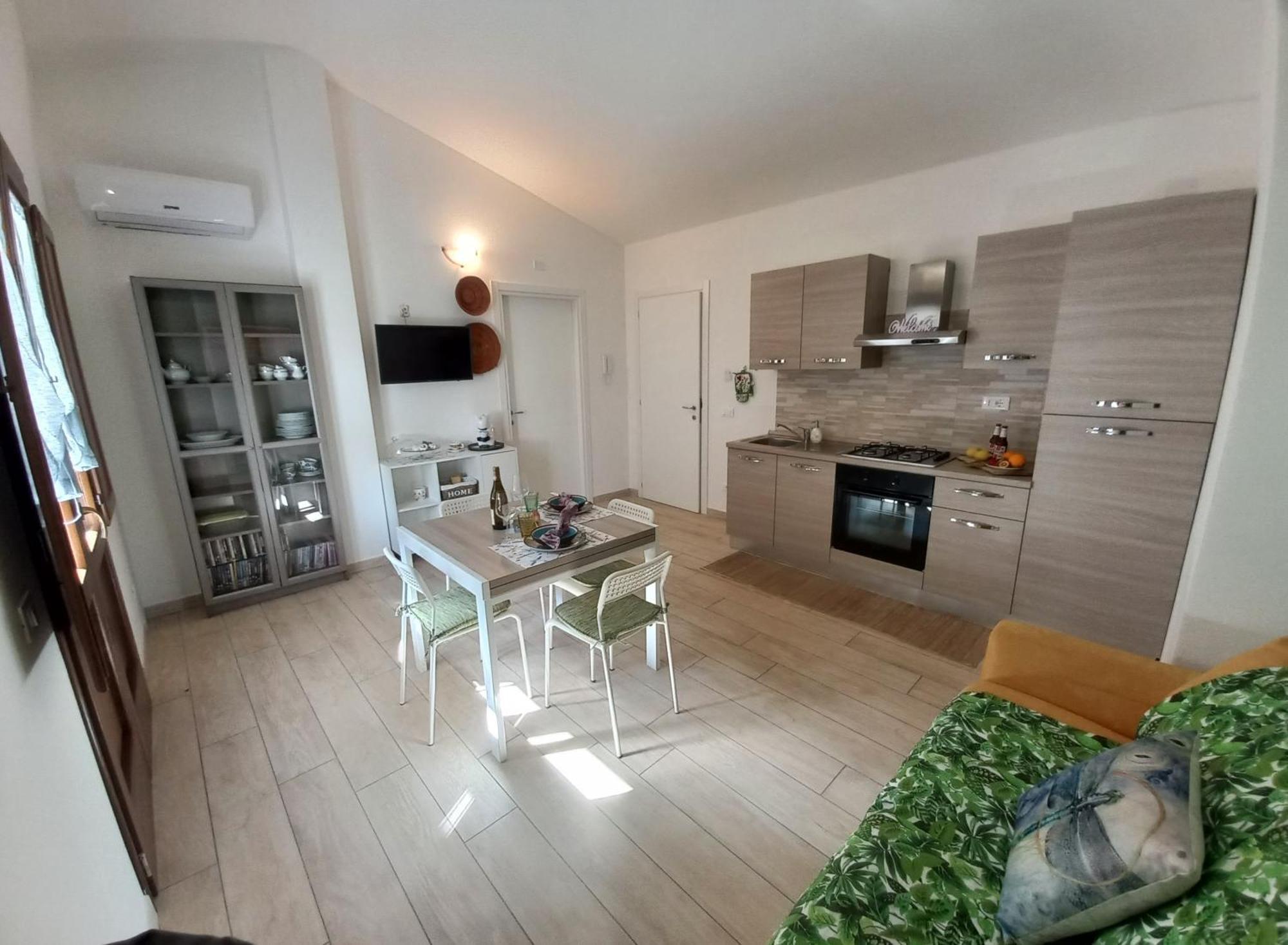 Il Melograno Casa Vacanze 툴라다 외부 사진
